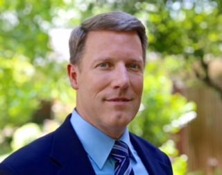 File:Mike Parrish photo 2016.jpg