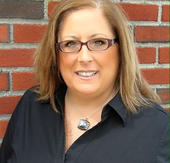 File:Laura Slattery.jpg