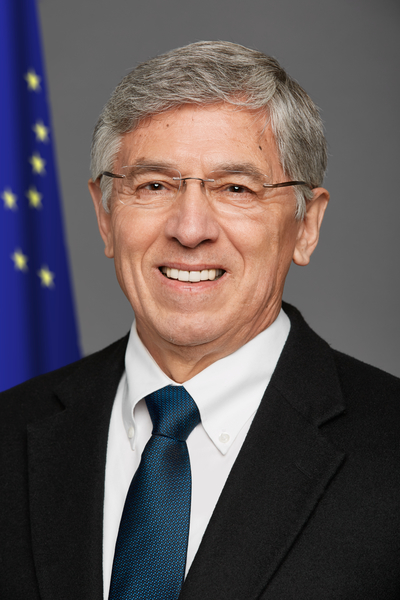 File:Byron Mallott.jpg