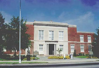 File:Coffee County Courthouse, GA.jpg