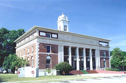 File:Atkinson County Courthouse, GA.jpg