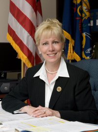 File:KarenBoback.jpg