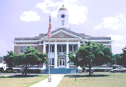 File:Candler County Courthouse, GA.jpg