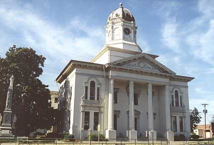 File:Pulaski County Courthouse, GA.jpg