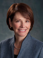 Kim Robak.jpg