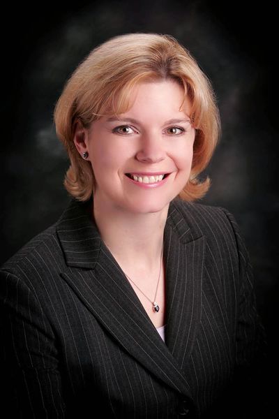 File:Dawn Morris.jpg