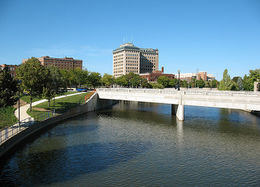 Michigan governor releases emails related to the Flint water crisis