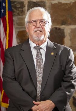 Lnelson.jpg