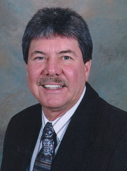 File:Mel Zelmer.jpg