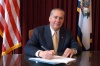 Earl Ray Tomblin (D)