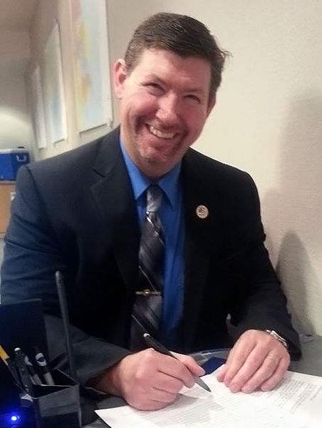 File:JeffHinton.jpg