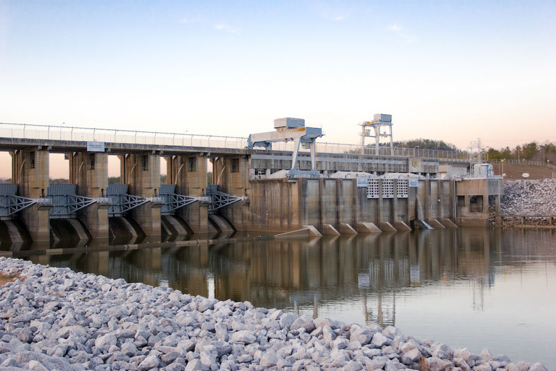 File:H. Neely Henry Dam.jpg