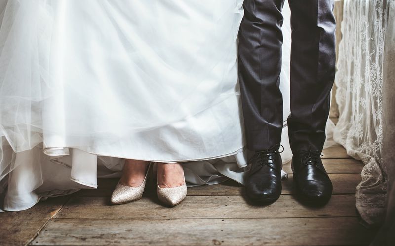 File:Marriage wedding feet.jpeg