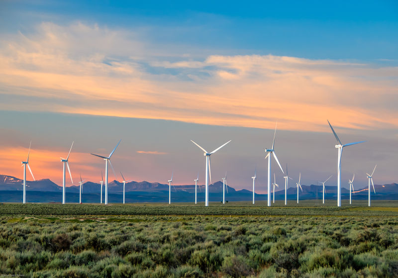 File:Wind turbines near Uinta, Wyoming.jpg