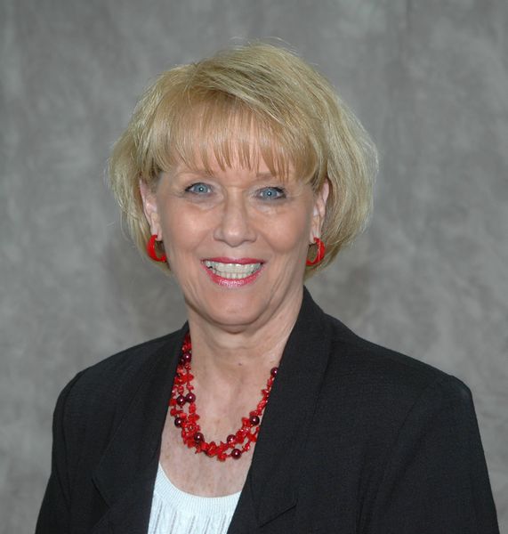 File:Sarah Fields.jpg