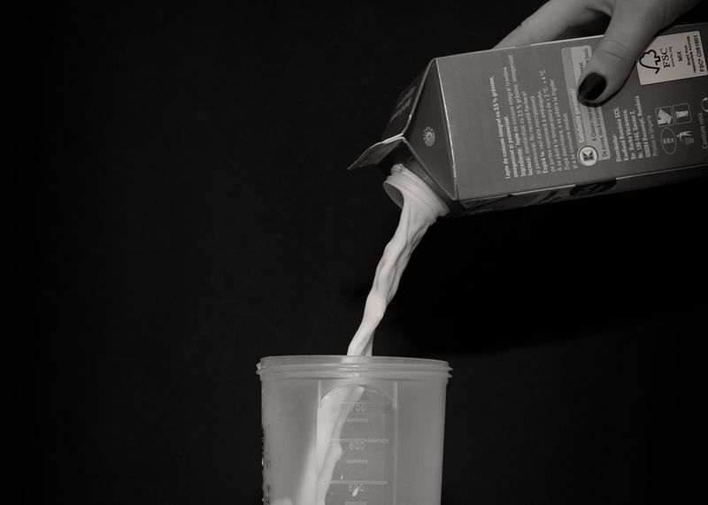 File:Black-and-white-milk-carton-milk-theme-cooking.jpeg