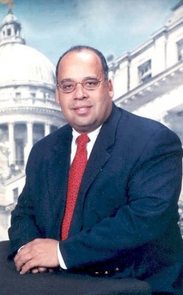 File:Earle Banks.jpg