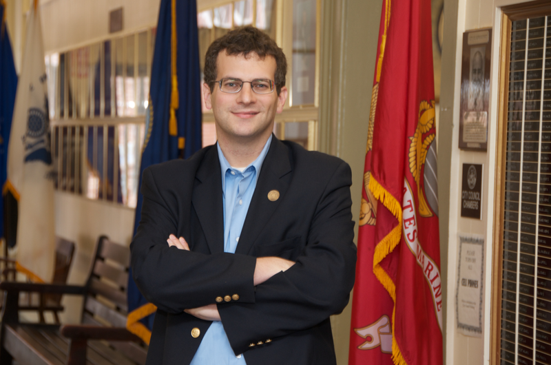 File:Ari Herzog.png