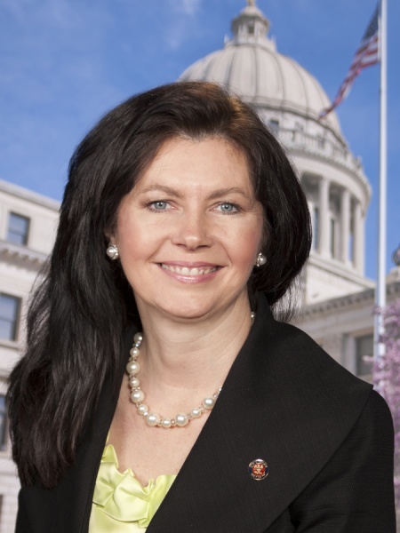 File:Angela Hill.jpg