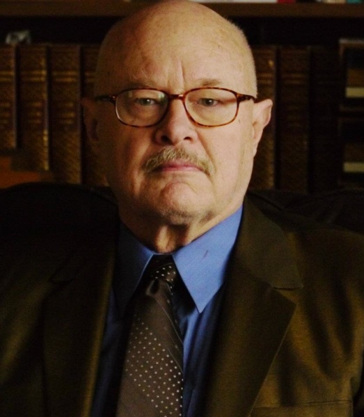 File:Steven Lustgarten.jpg