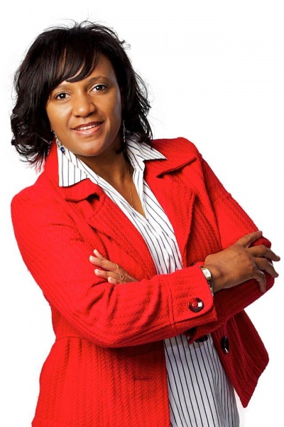File:Brenda Lenard 2013 Photo.jpg