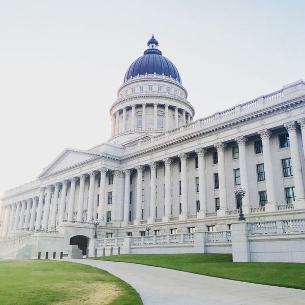 File:State-capitol-utah.jpg