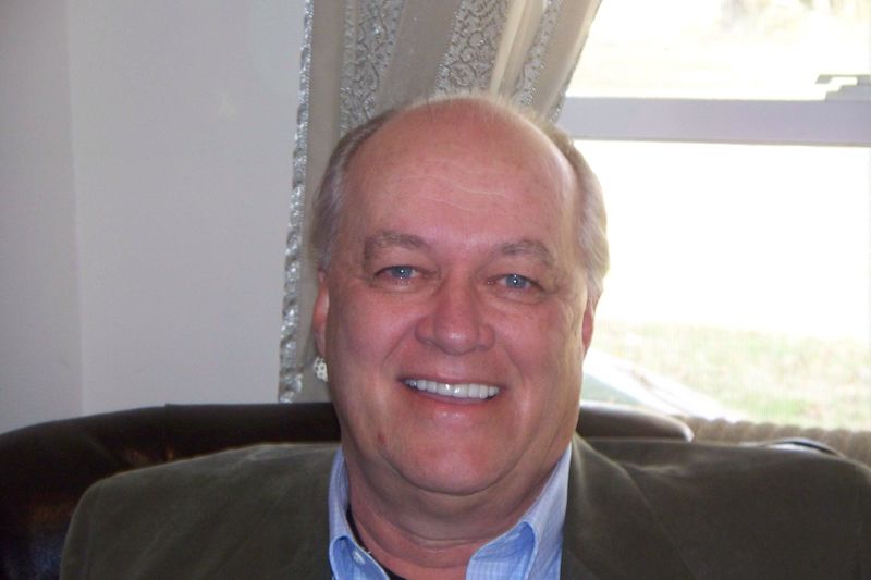 File:Robert Campbell NJ.jpg