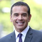 Antonio Villaraigosa Headshot.jpg