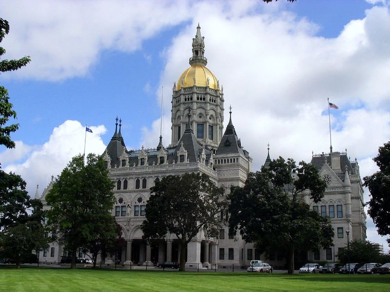 File:Connecticut State Capitol, Hartford.jpg
