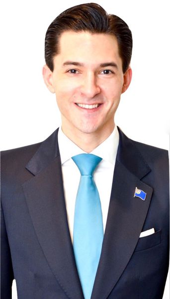 File:Alexander Marks.jpg