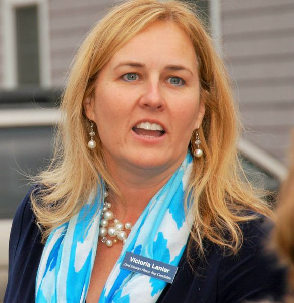 File:VickiLanier.jpg