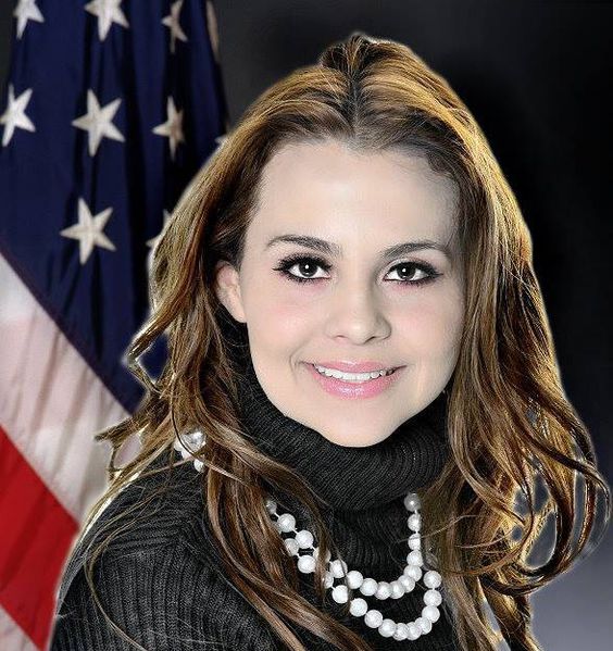 File:Karina Onofre.jpg