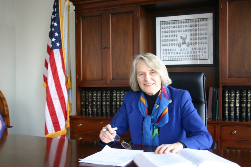 File:Betsy Carr.jpg