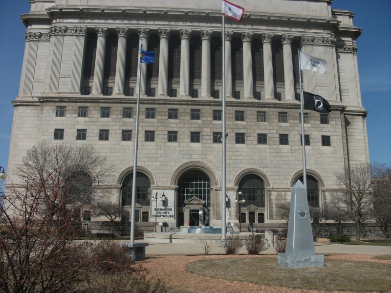 File:County Courthouse-Milwaukee.jpg