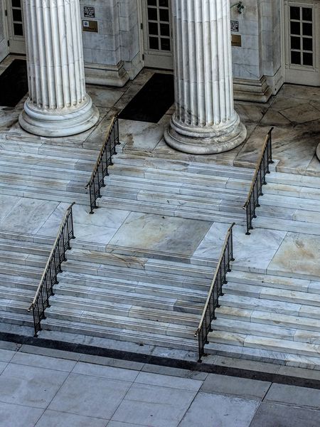File:Court steps.jpeg