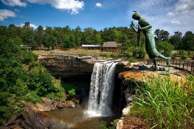 File:Alabama noccalula falls.jpeg