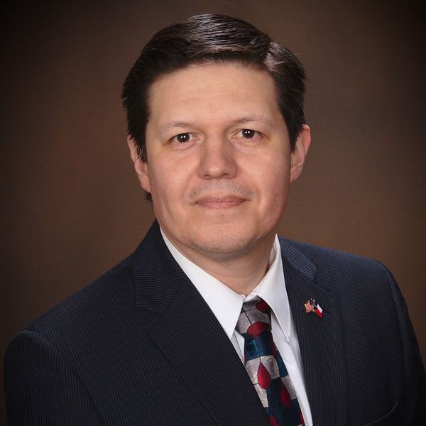 File:Martinez Paul.jpg