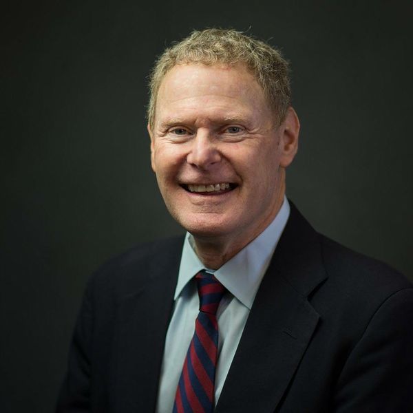 File:Mal Hyman.jpeg