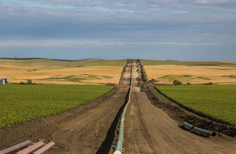 File:Bakken Dakota Access Oil Pipeline.jpg