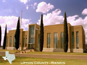 Upton county, Texas courthouse.JPG