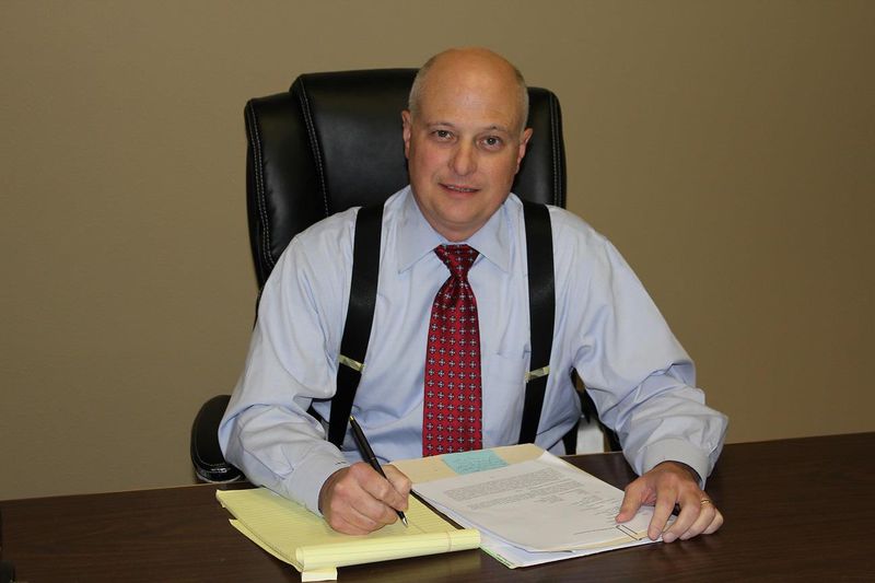 File:LowellHukill.jpg