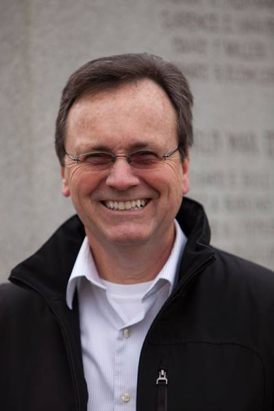 File:KellyHenshaw.jpg