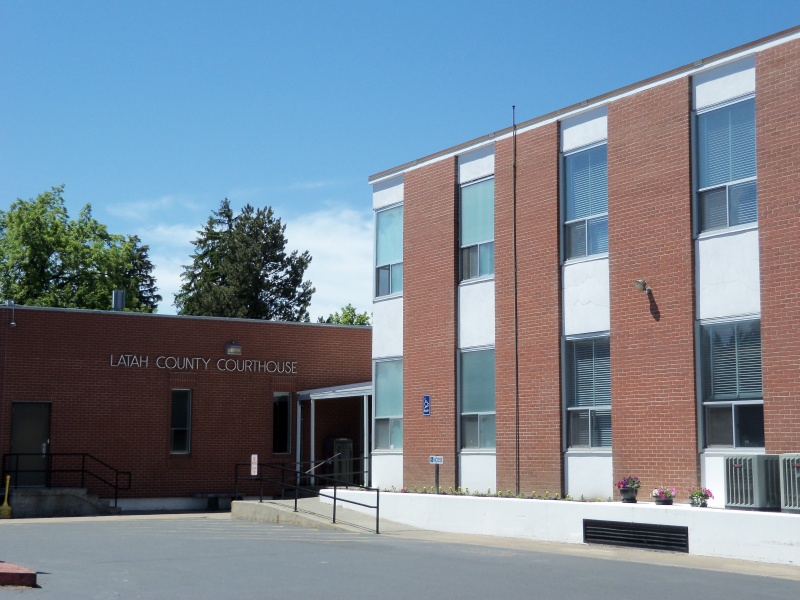 File:LatahCoCourthouse.JPG