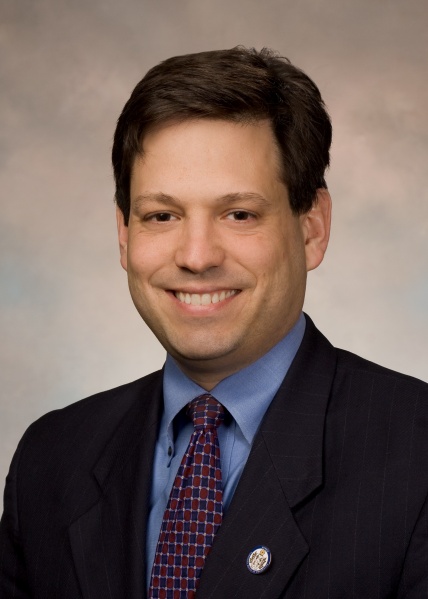 File:ScottSurovell.jpg
